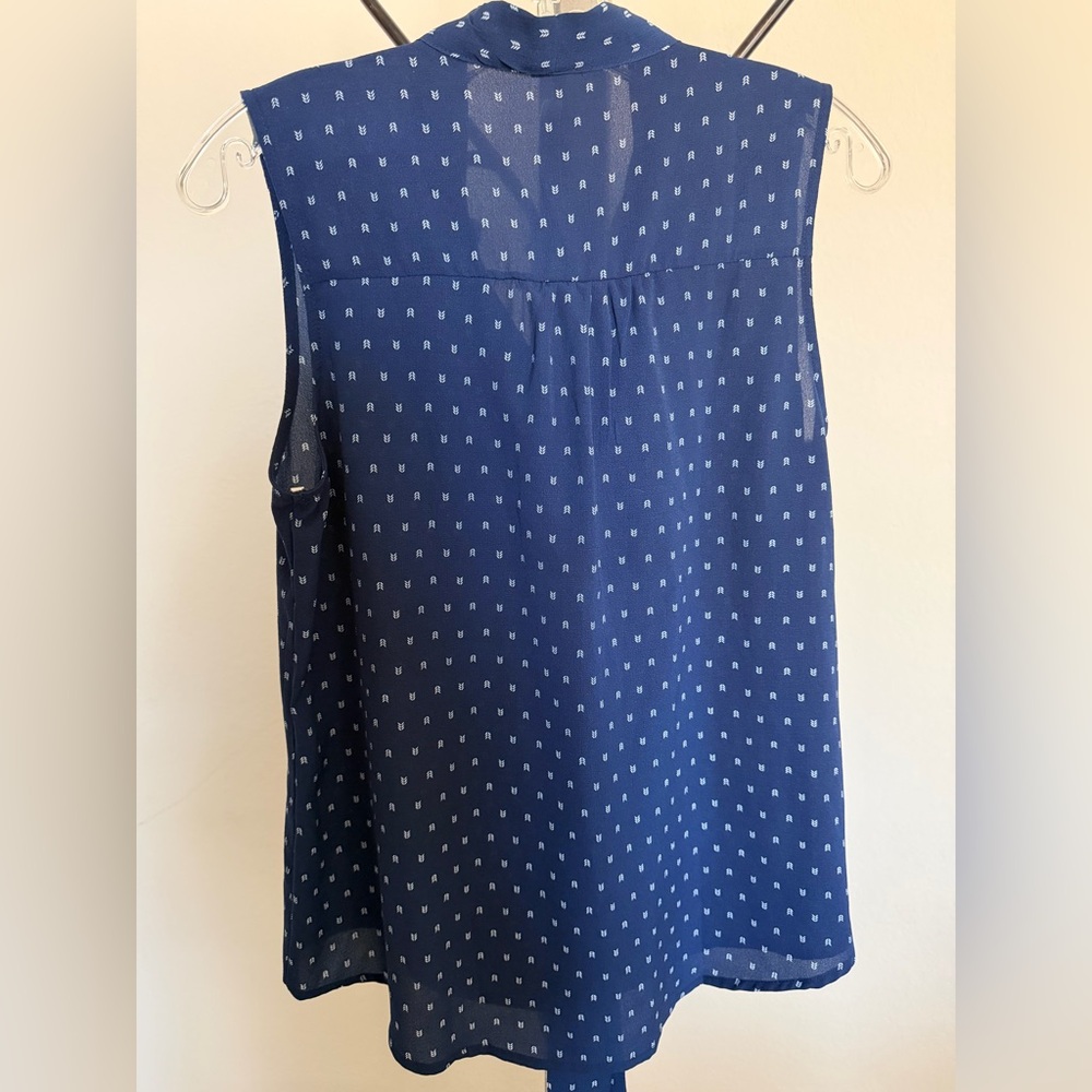 Sweet Wanderer Blue Patterned Blouse - Picture 2 of 4